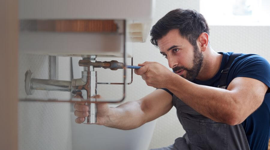 Professional sink repair services in Fredonia, KS